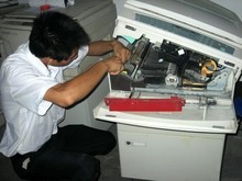 崇文投影機維修與計算機技術研究